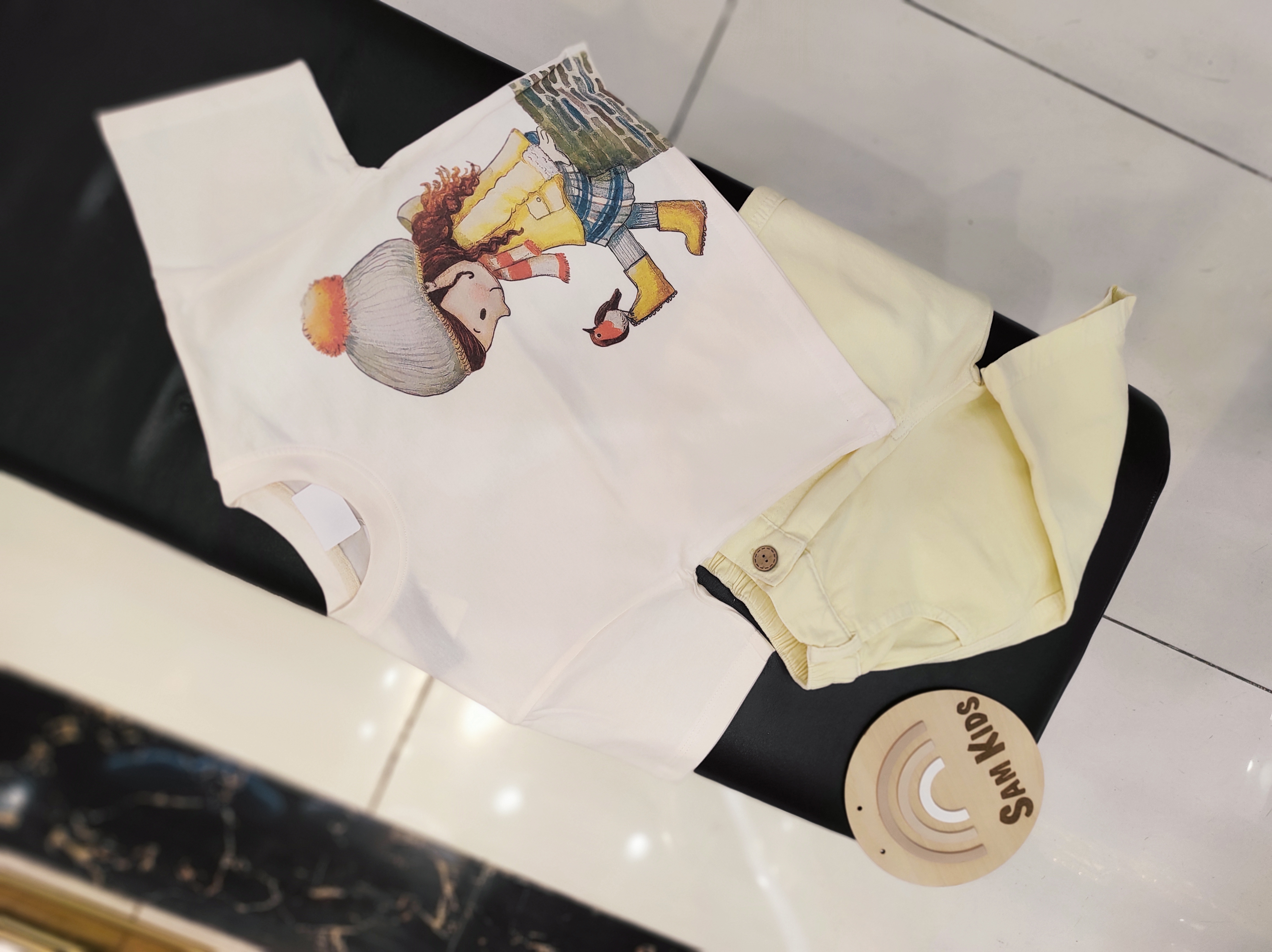 تیشرت شلوارک دخترانه کتان طرح گنجیشک